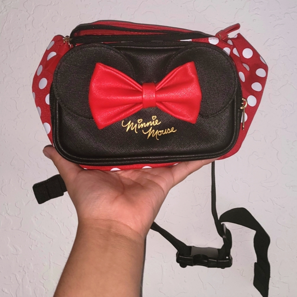 Winghouse x Minnie Mouse Red Ribbon Polka Dot Fanny Pack Sling Chest bag.